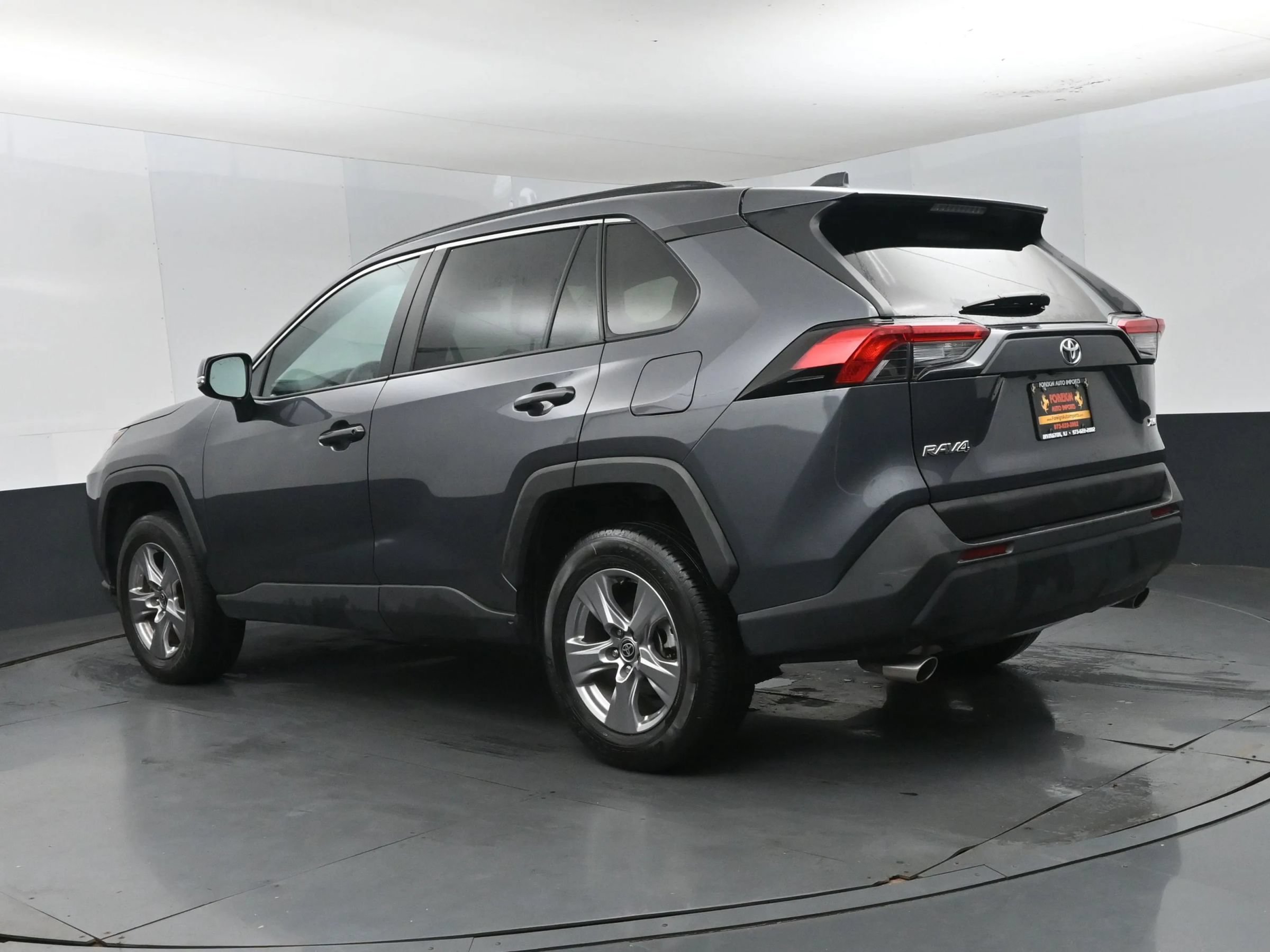 Used 2025 Toyota RAV4 XLE FWD image 7