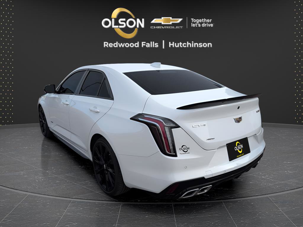 Used 2022 Cadillac CT4 V w/ LPO, ONYX Package image 3