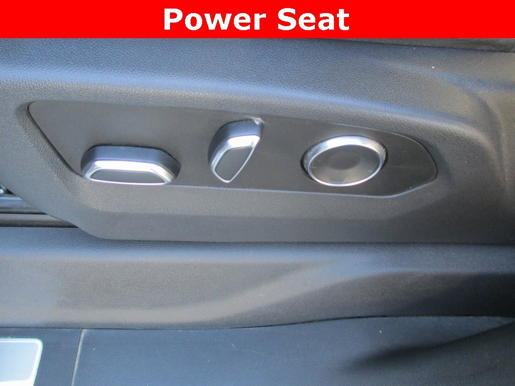 Used 2024 GMC Sierra 3500 Denali w/ Denali Reserve Package image 28