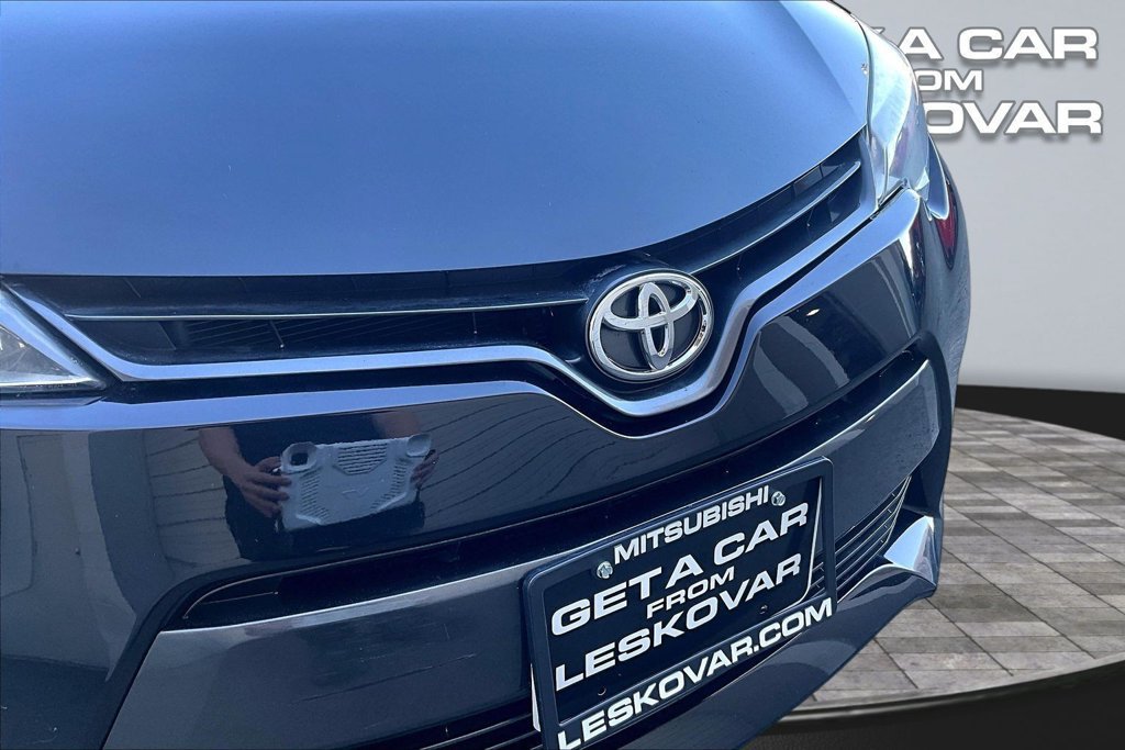 Used 2016 Toyota Corolla LE FWD image 27
