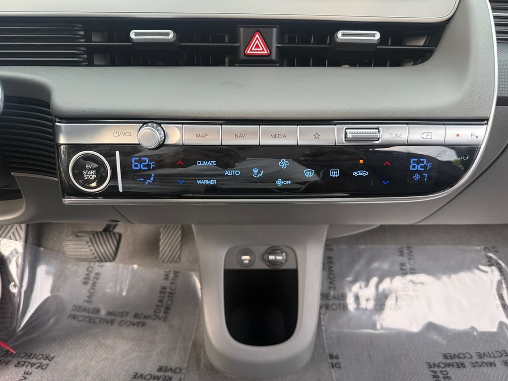 Used 2024 Hyundai Ioniq 5 SEL AWD/4WD image 16