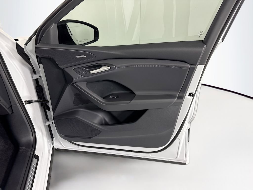 New 2027 Audi Q6 e-tron Premium Plus AWD/4WD image 26
