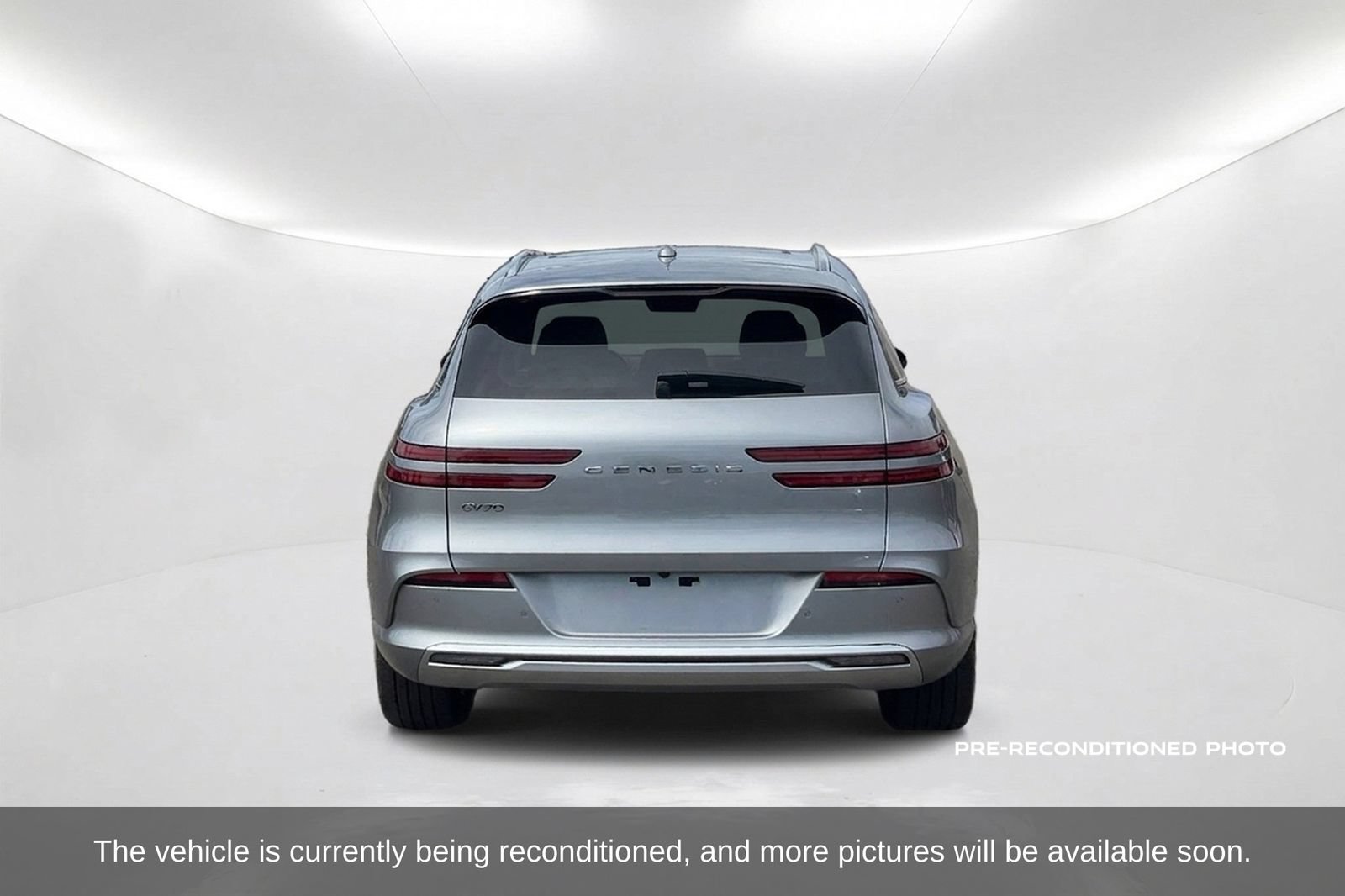 Used 2025 Genesis Electrified GV70 AWD/4WD image 7