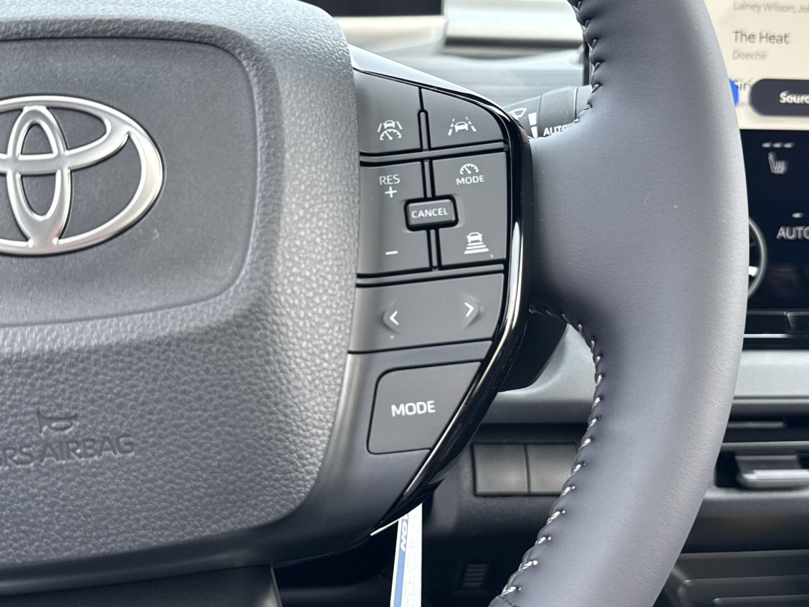 New 2026 Toyota C-HR AWD/4WD image 40
