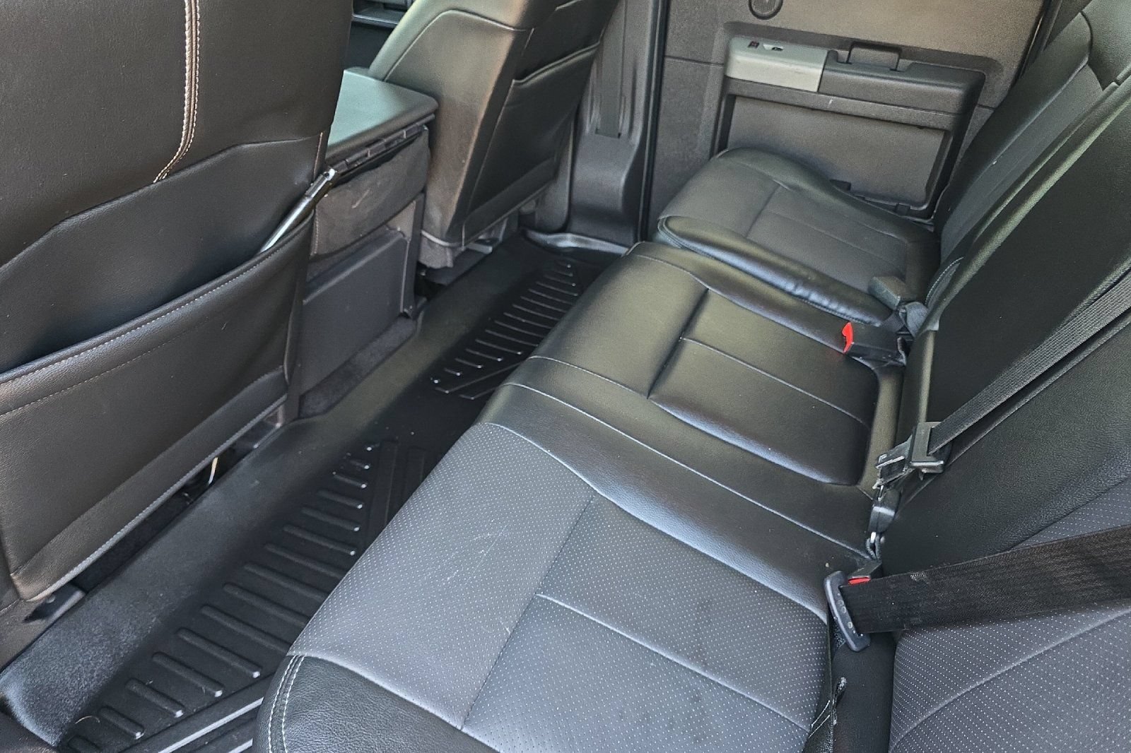 Used 2015 Ford F350 Lariat w/ FX4 4x4 Off Road Package image 12