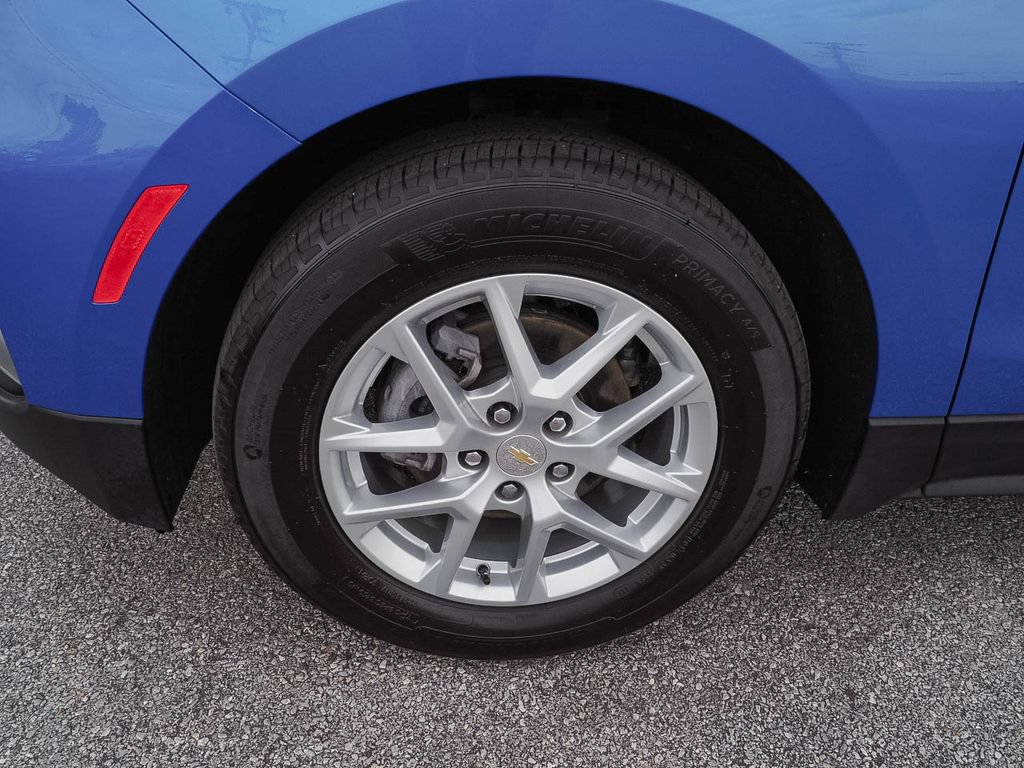 Certified 2024 Chevrolet Equinox LT FWD image 35