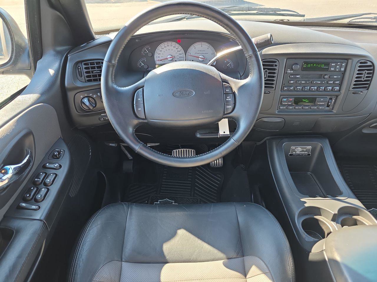 Used 2002 Ford F150 Harley-Davidson image 6