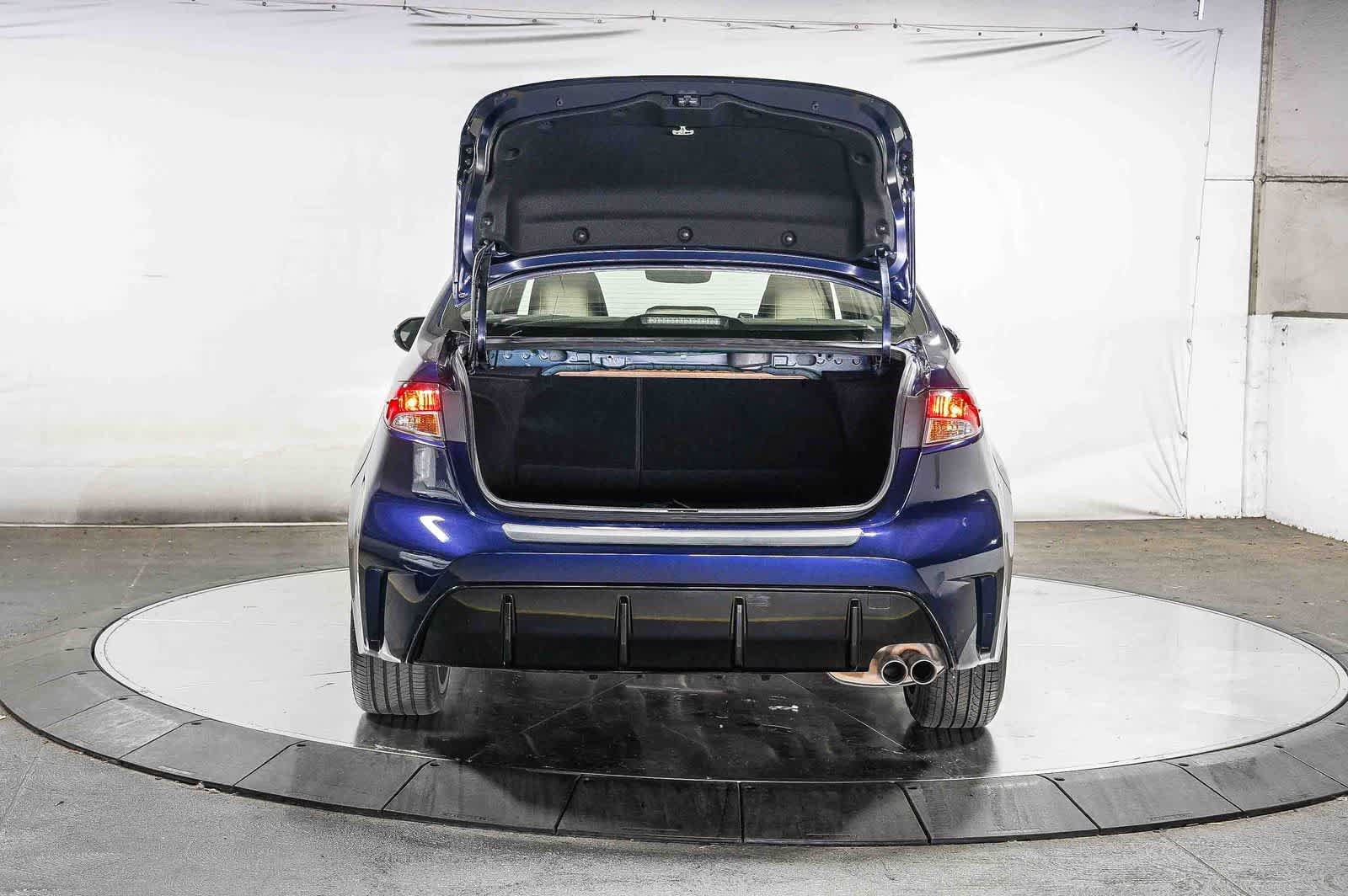 Certified 2025 Toyota Corolla SE w/ SE Premium Package FWD image 27