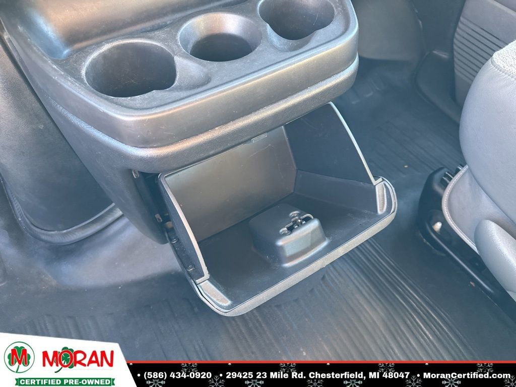 Used 2023 Chevrolet Express 3500 Extended w/ Driver Convenience Package image 17