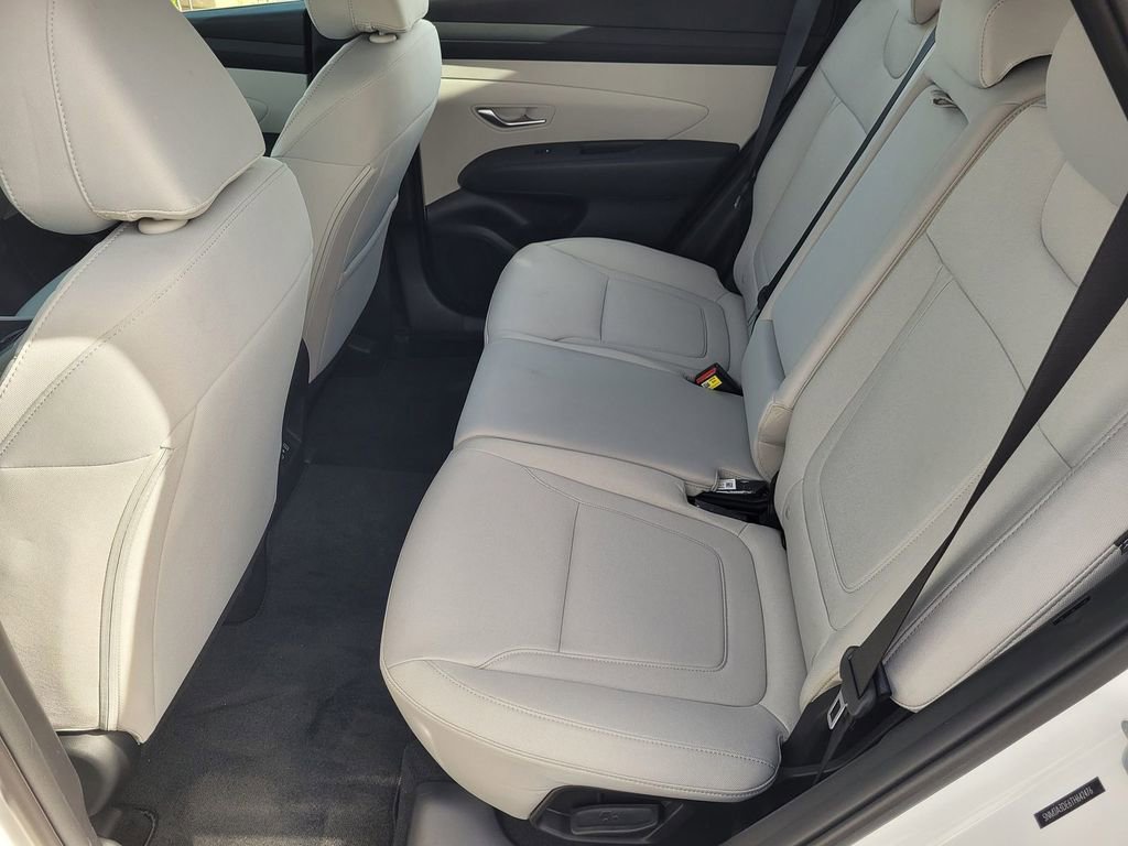 New 2026 Hyundai Tucson SE image 9