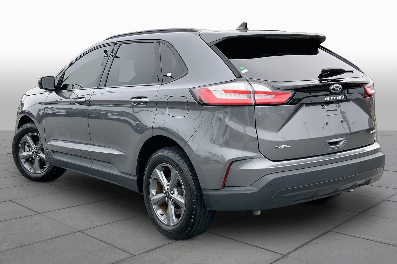Used 2024 Ford Edge SEL w/ Sport Appearance Package AWD/4WD image 11