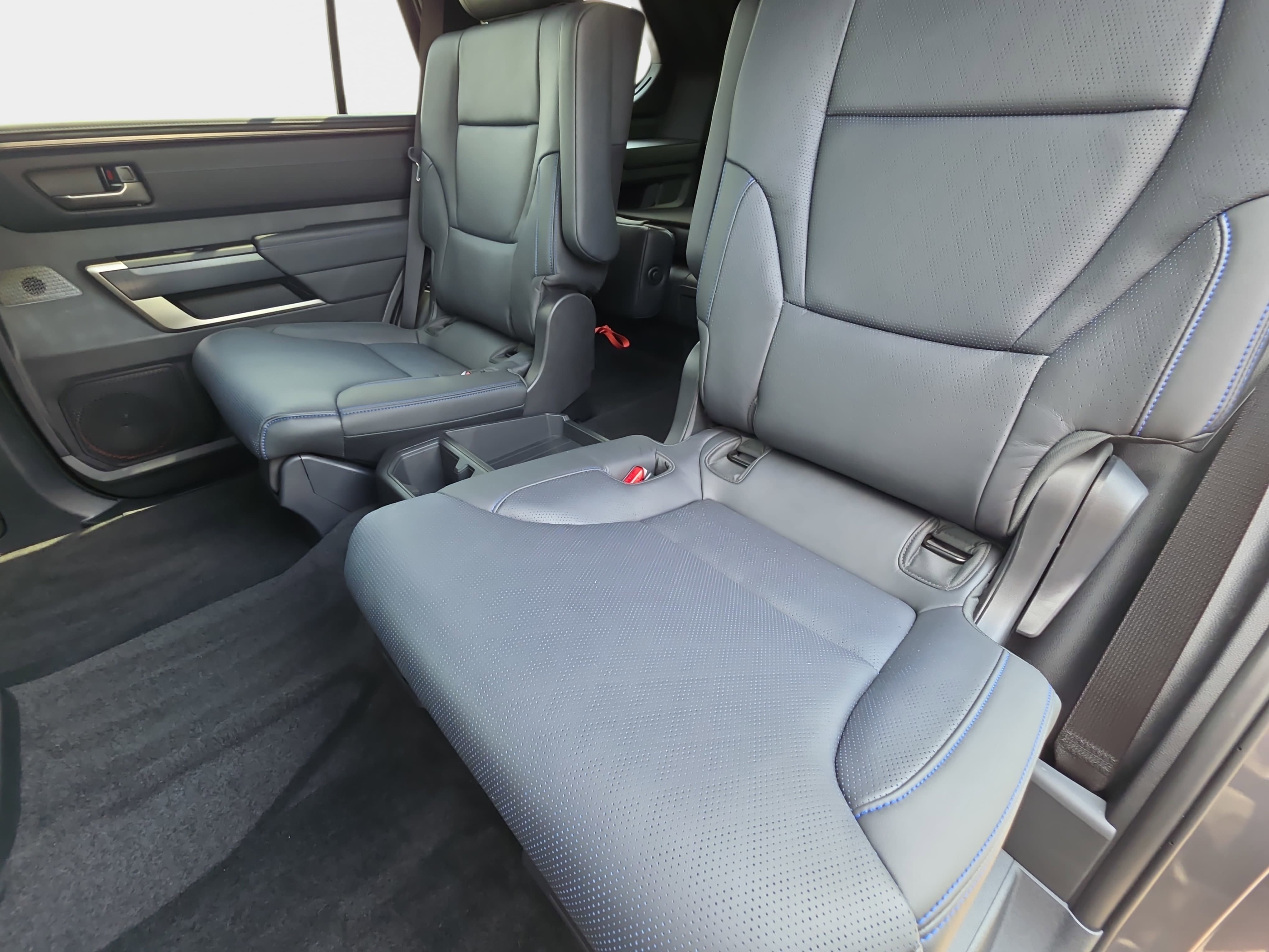 Used 2026 Toyota Sequoia Platinum AWD/4WD image 15