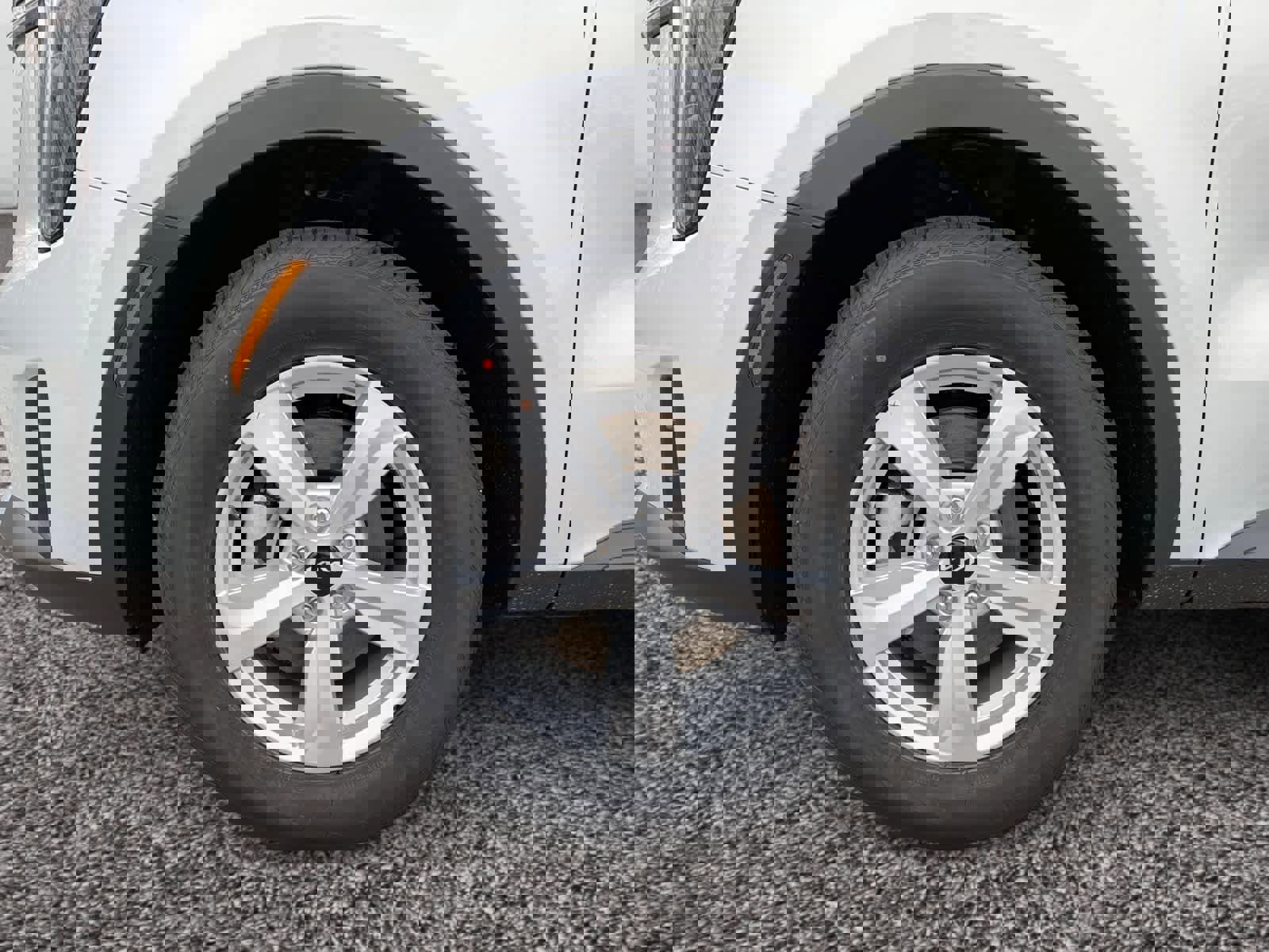 New 2026 Kia Sorento LX image 14