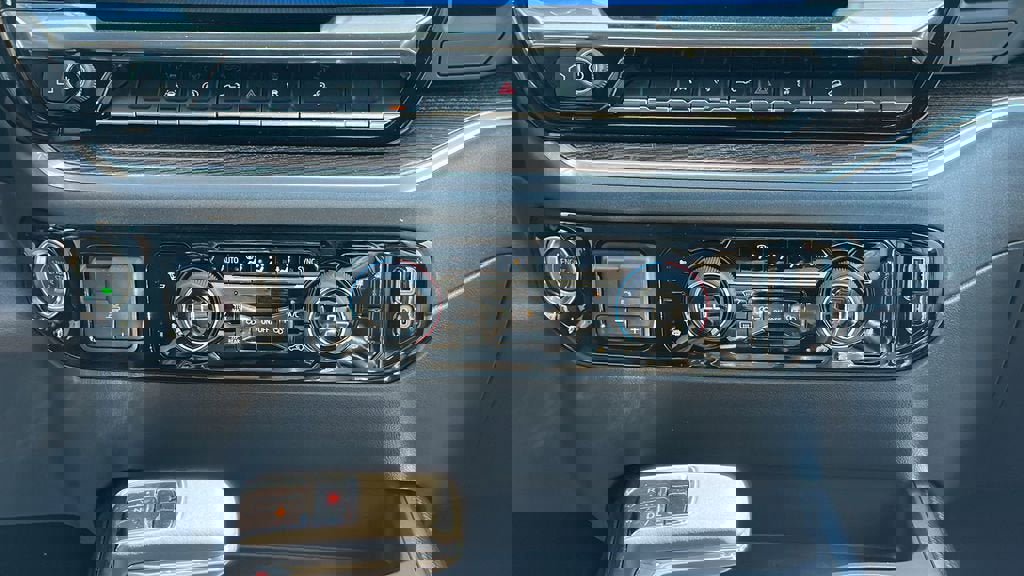 New 2026 Chevrolet Silverado 1500 LT Trail Boss w/ Dark Appearance Package image 16