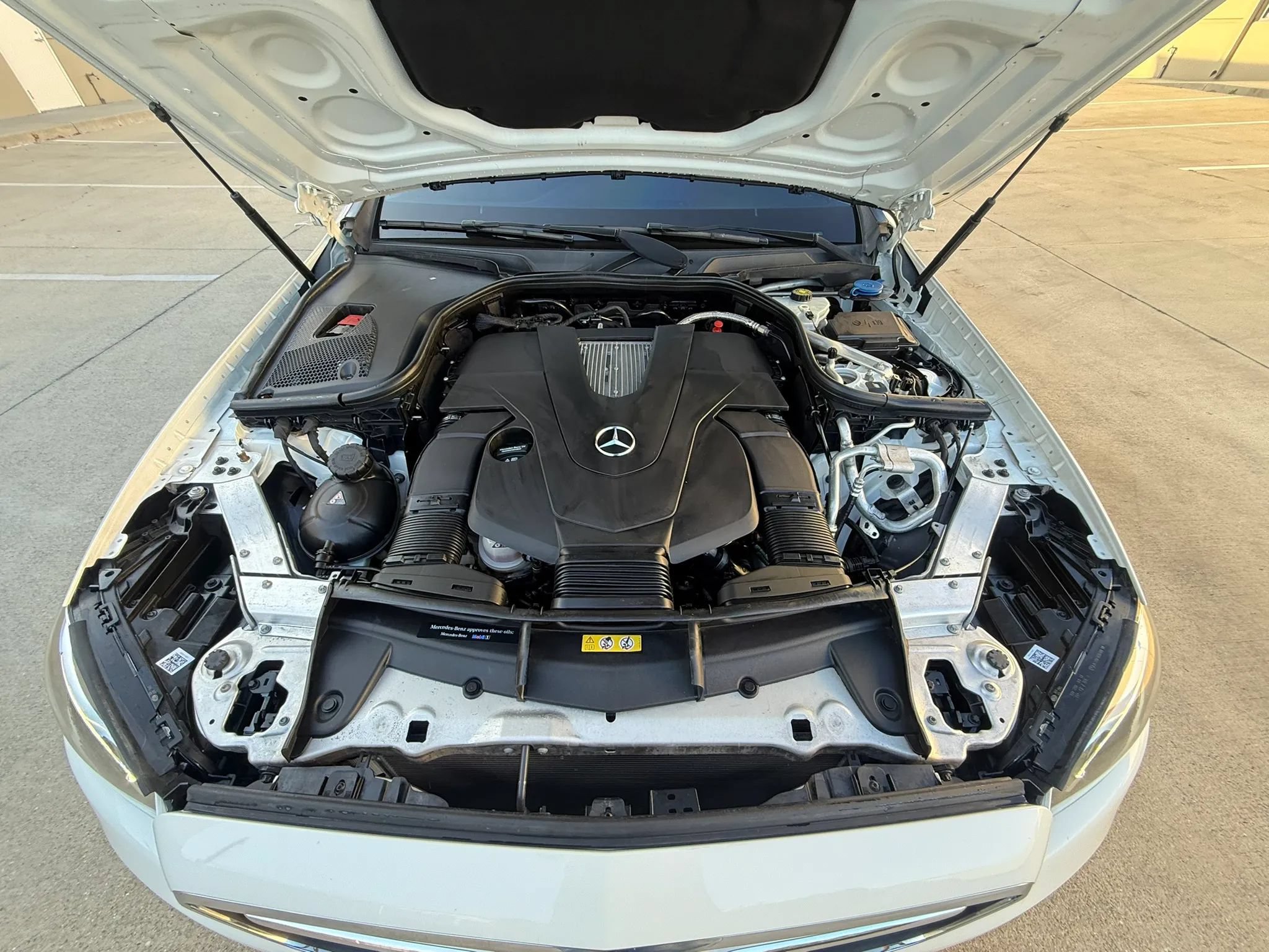 Used 2018 Mercedes-Benz E 400 Coupe image 34