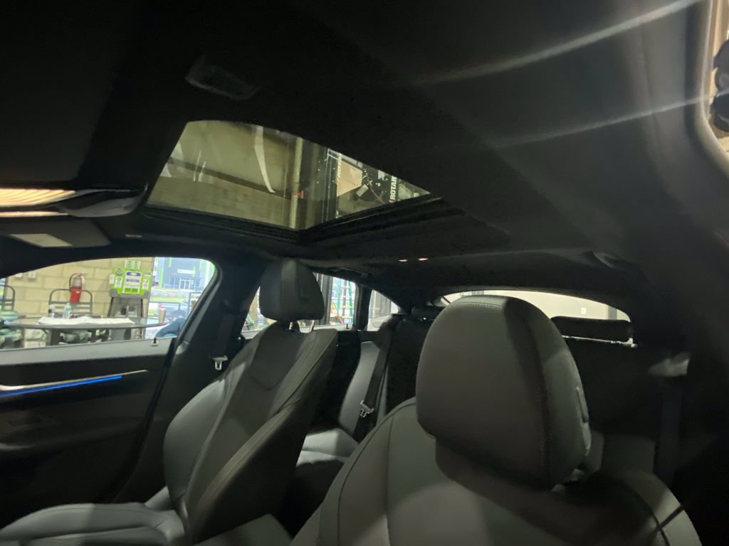Used 2025 BMW i4 xDrive40i AWD/4WD image 14