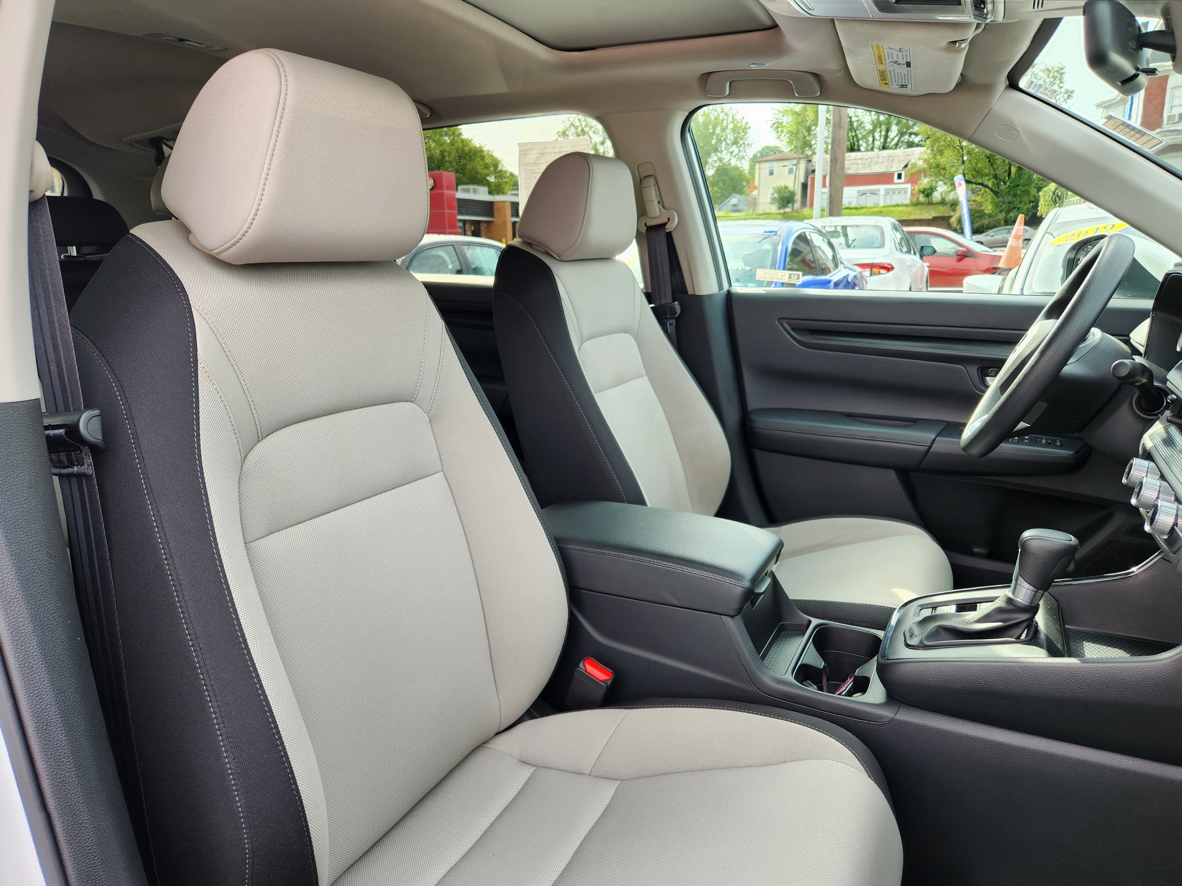 Certified 2025 Honda CR-V EX image 16