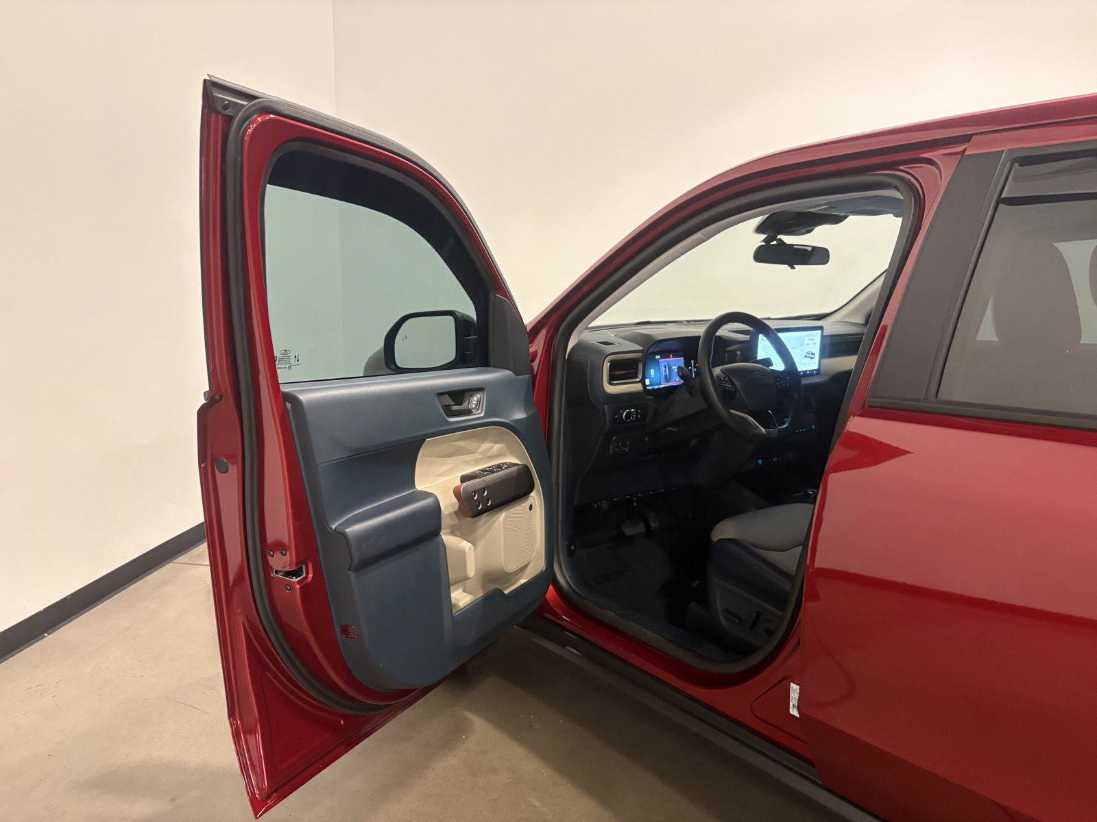 Used 2026 Ford Maverick Lariat AWD/4WD image 12