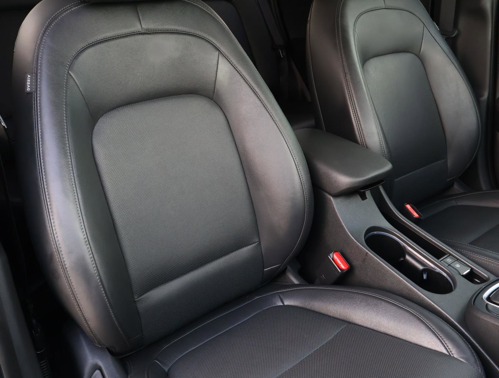 Used 2022 Hyundai Kona Limited image 17