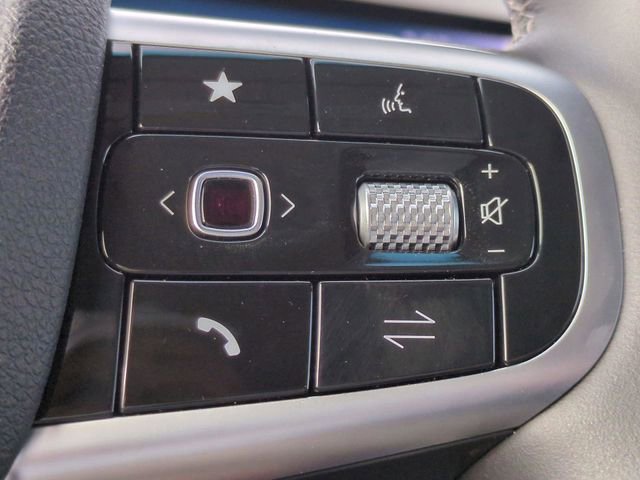 Certified 2025 Genesis GV80 2.5T Select image 17