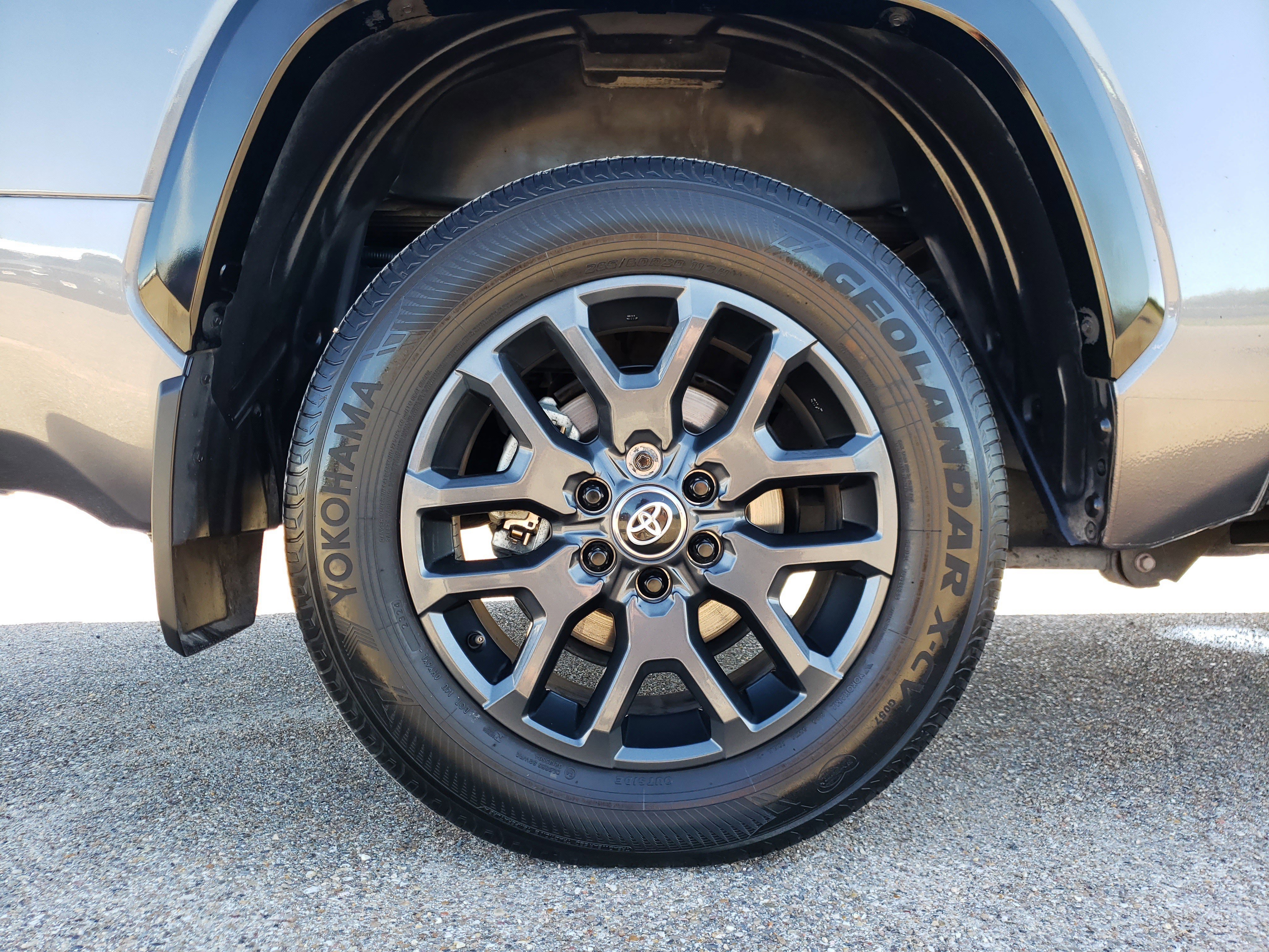 Used 2025 Toyota Tundra Platinum AWD/4WD image 9