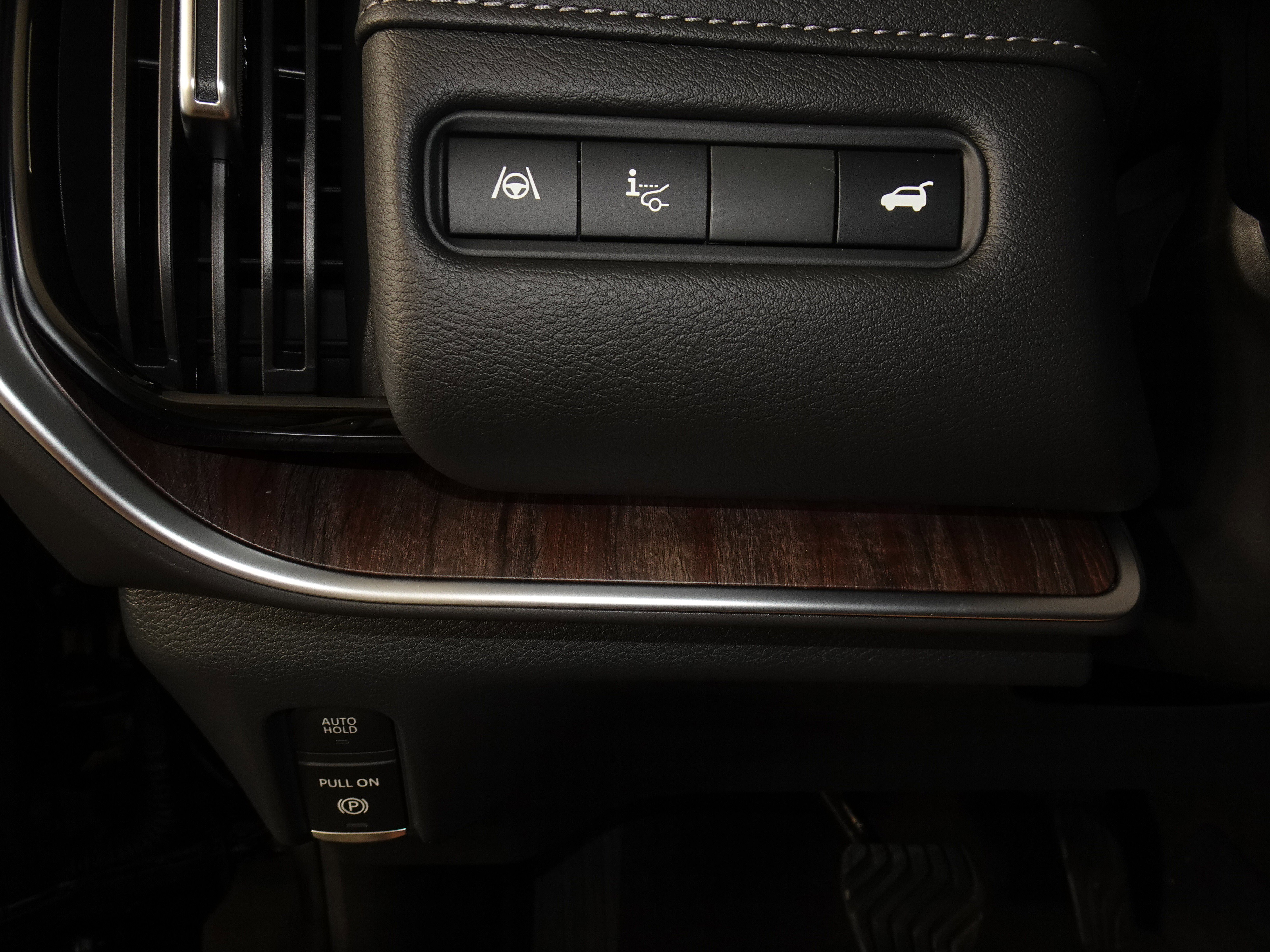 New 2025 Nissan Armada Platinum Reserve image 39