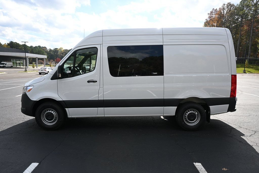 Used 2026 Mercedes-Benz Sprinter 2500 image 3