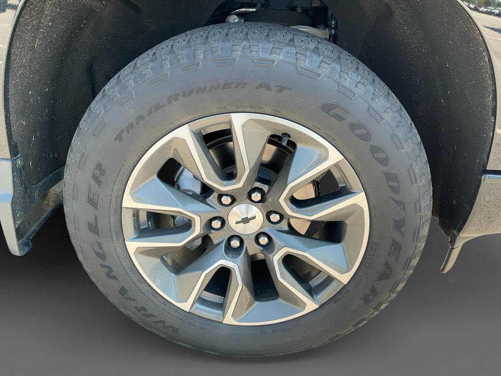 Used 2023 Chevrolet Silverado 1500 RST w/ Protection Package AWD/4WD image 12