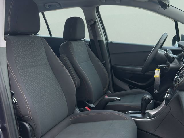 Used 2018 Chevrolet Trax LS image 14