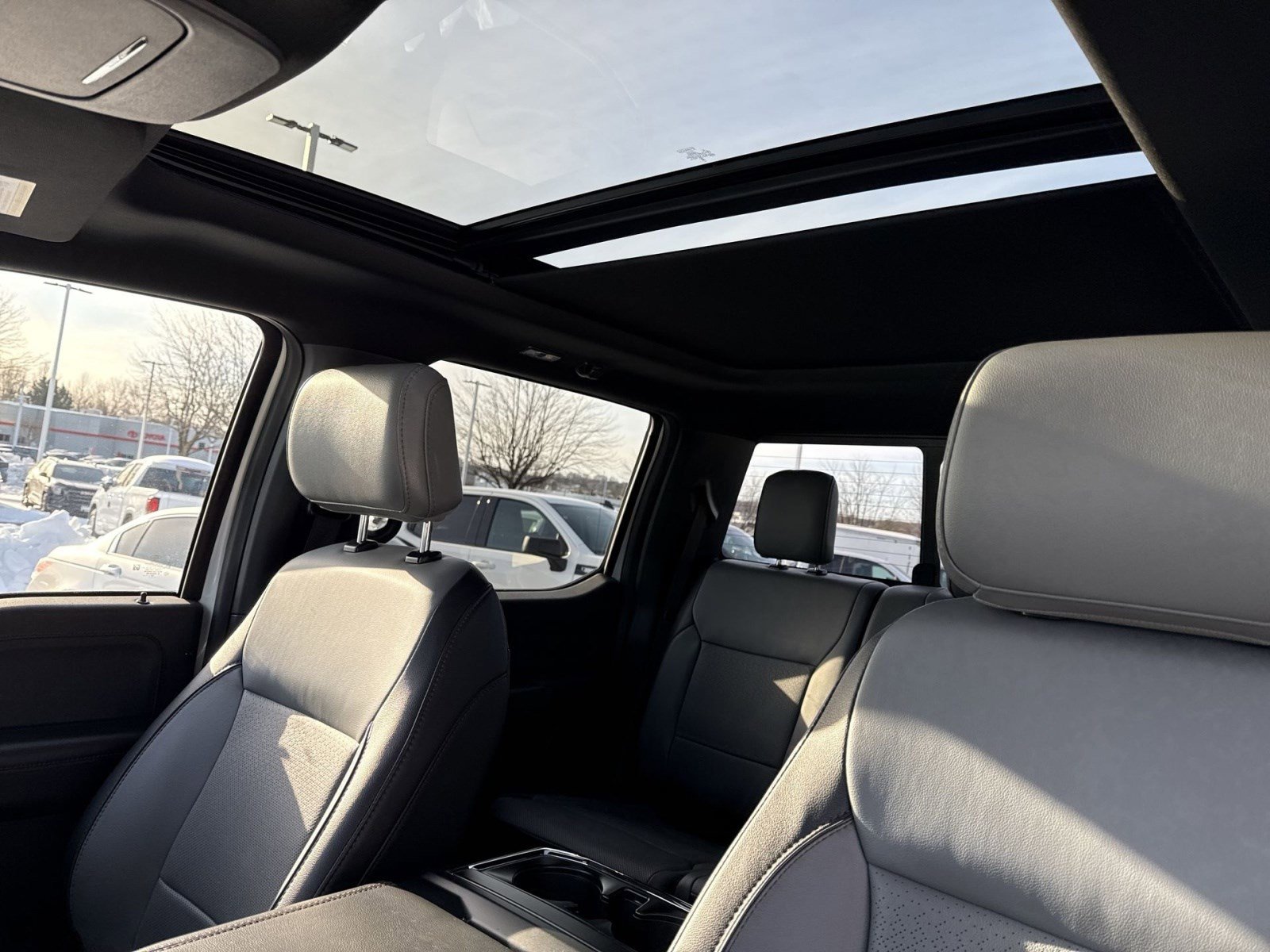 Used 2023 Ford F150 Lightning Lariat w/ Equipment Group 511A High image 22