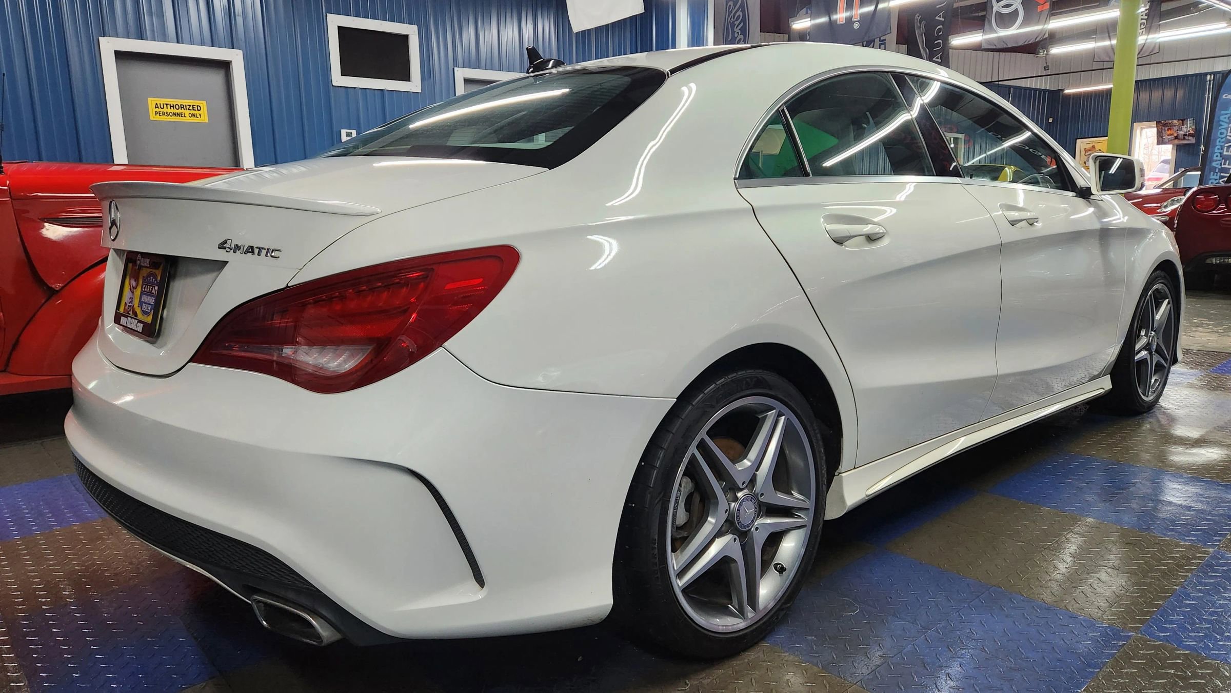 Used 2014 Mercedes-Benz CLA 250 4MATIC image 3