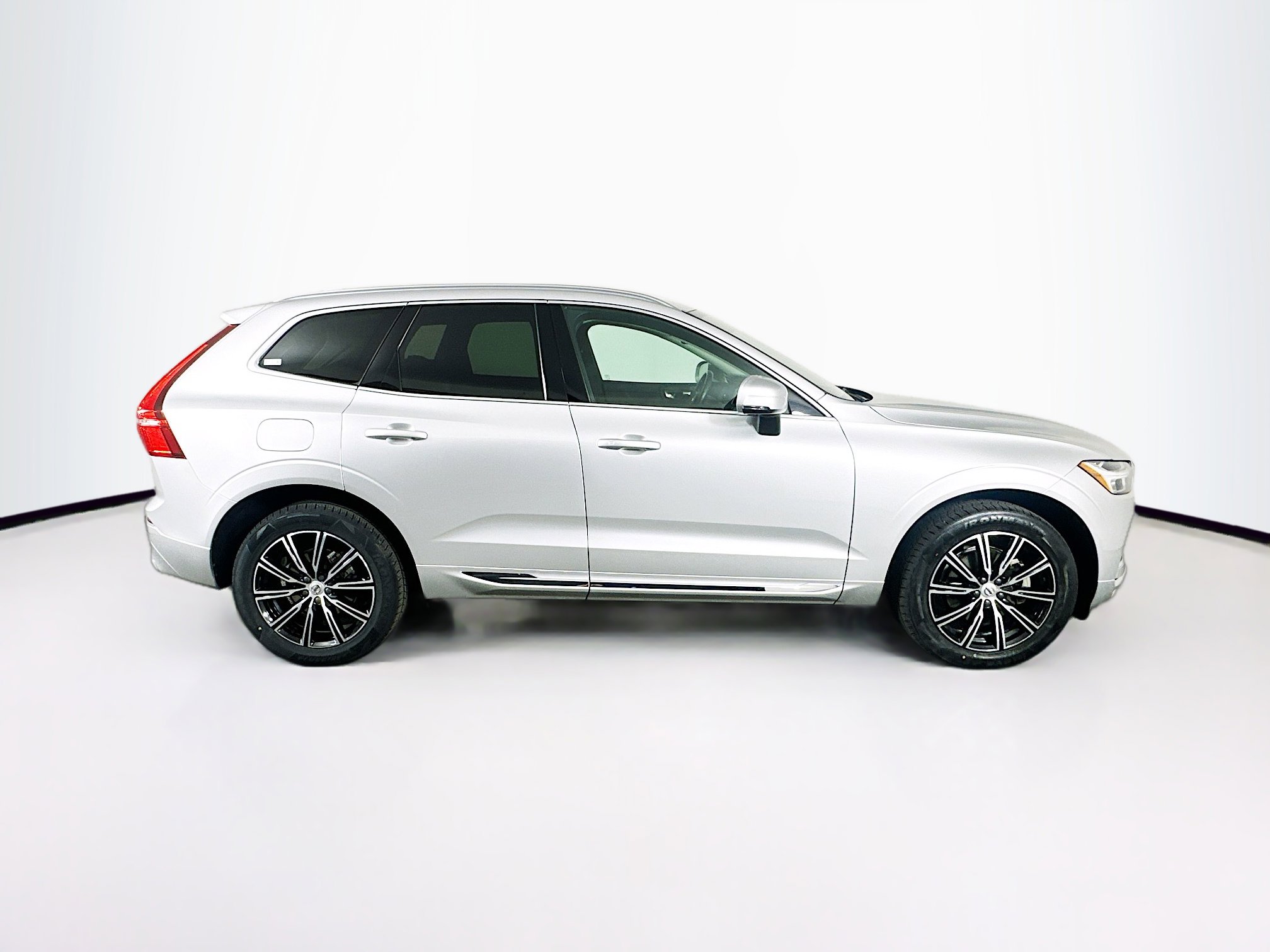 Used 2021 Volvo XC60 T5 Inscription image 10