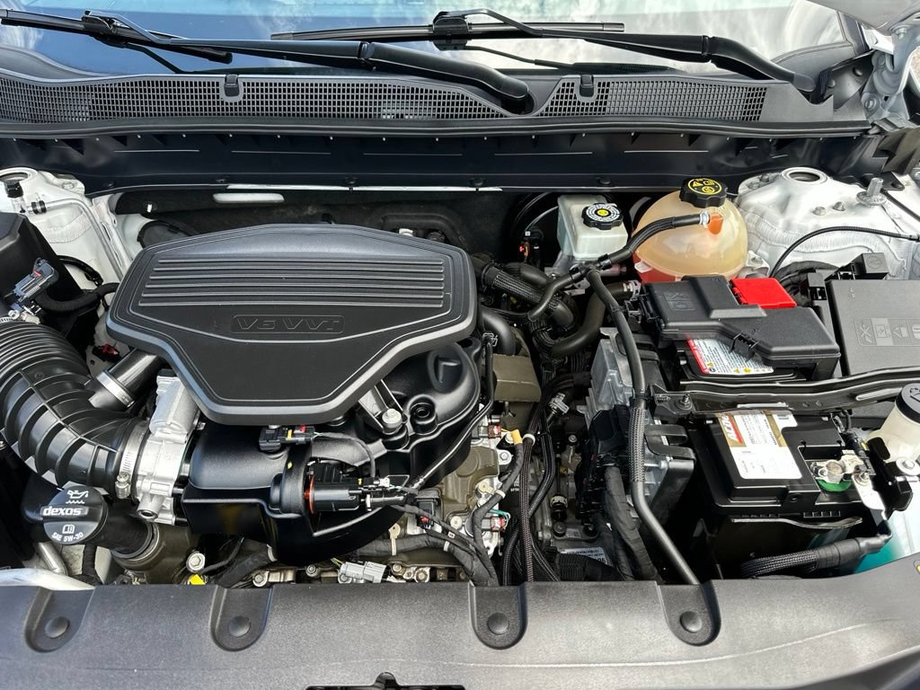 Used 2019 Chevrolet Blazer RS w/ Sun and Wheels Package FWD image 8