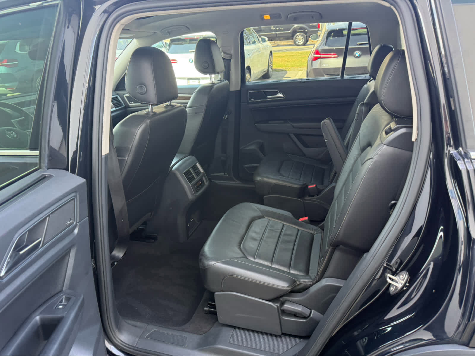 Used 2018 Volkswagen Atlas SEL Premium image 13