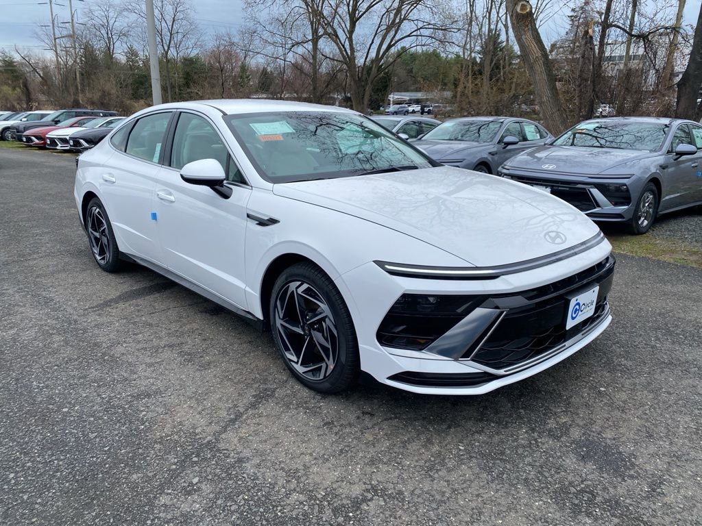 New 2026 Hyundai Sonata SEL AWD/4WD image 1