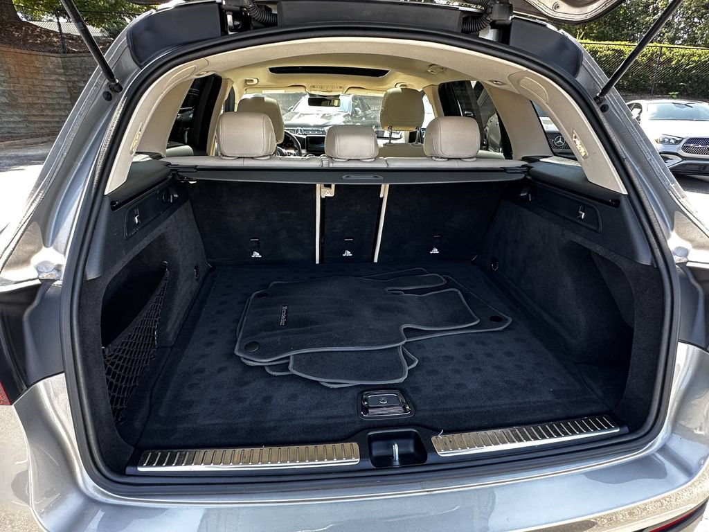 Certified 2021 Mercedes-Benz GLC 300 image 21