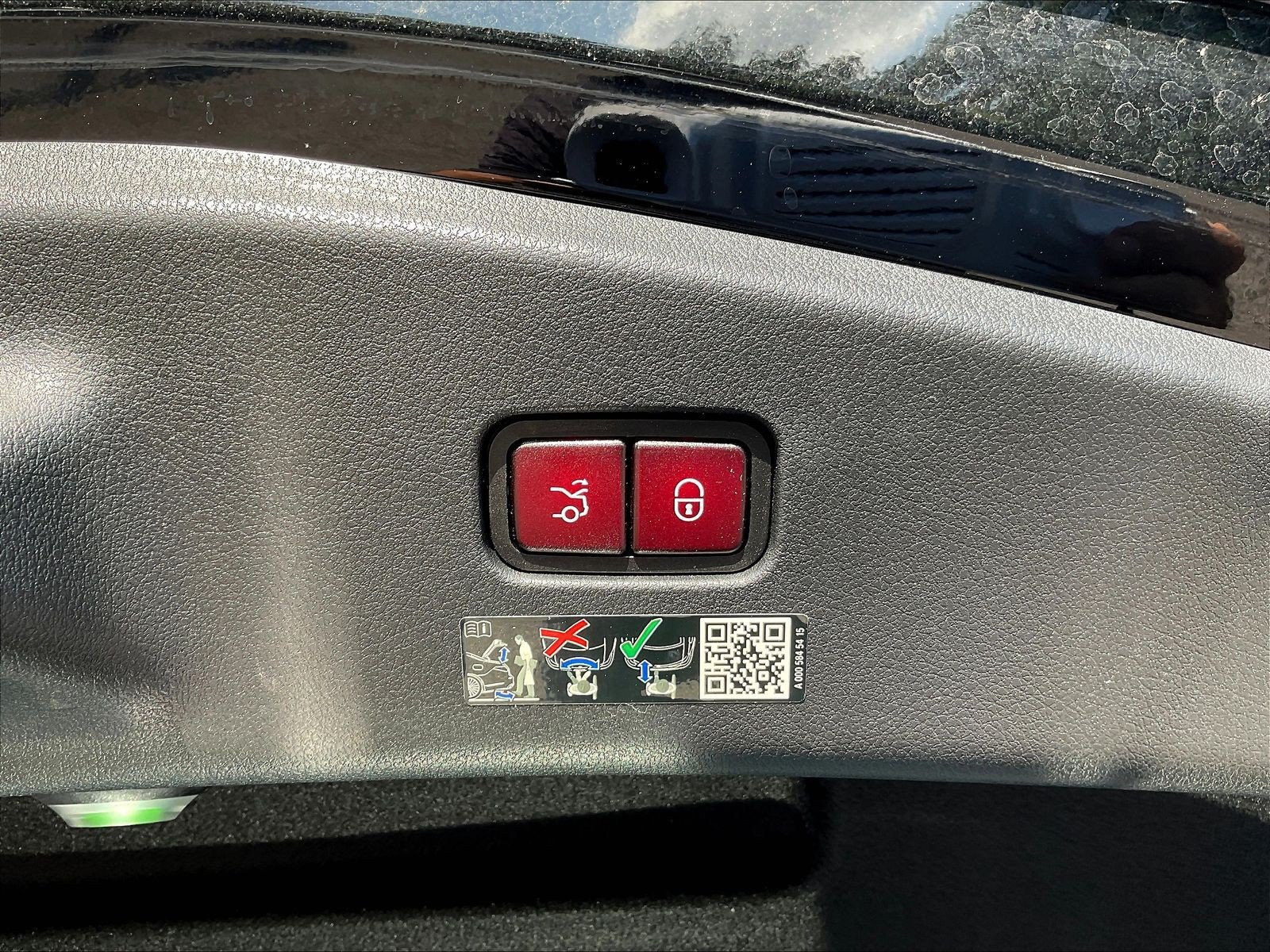 Certified 2024 Mercedes-Benz CLE 300 4MATIC Coupe image 37