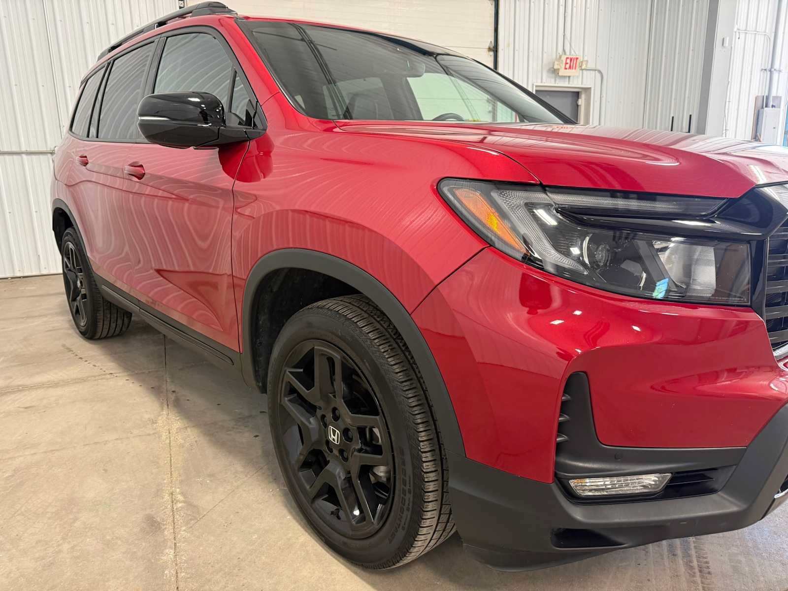 Used 2024 Honda Passport Black Edition image 10