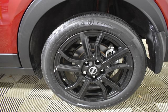 Used 2022 Nissan Kicks SR FWD image 38
