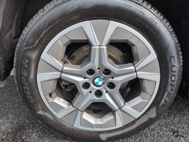 Used 2023 BMW X1 xDrive28i w/ Convenience Package AWD/4WD image 9