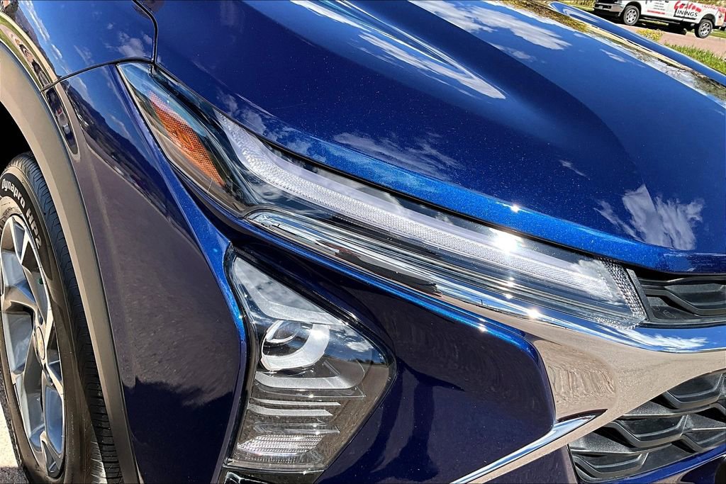 Used 2024 Chevrolet Trax LT w/ Driver Confidence Package image 32