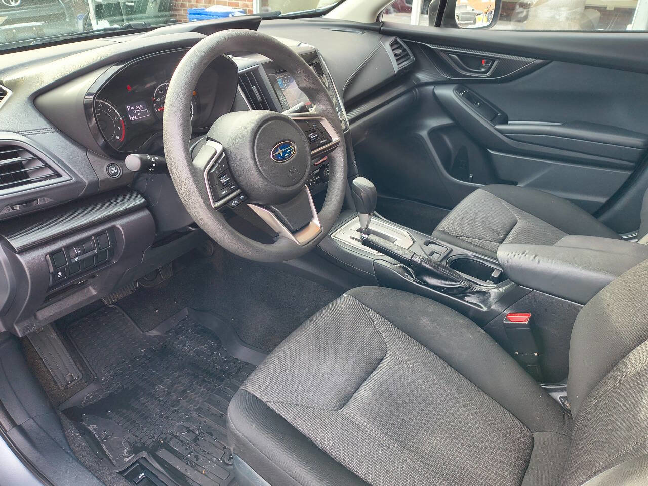 Used 2018 Subaru Impreza 2.0i image 9