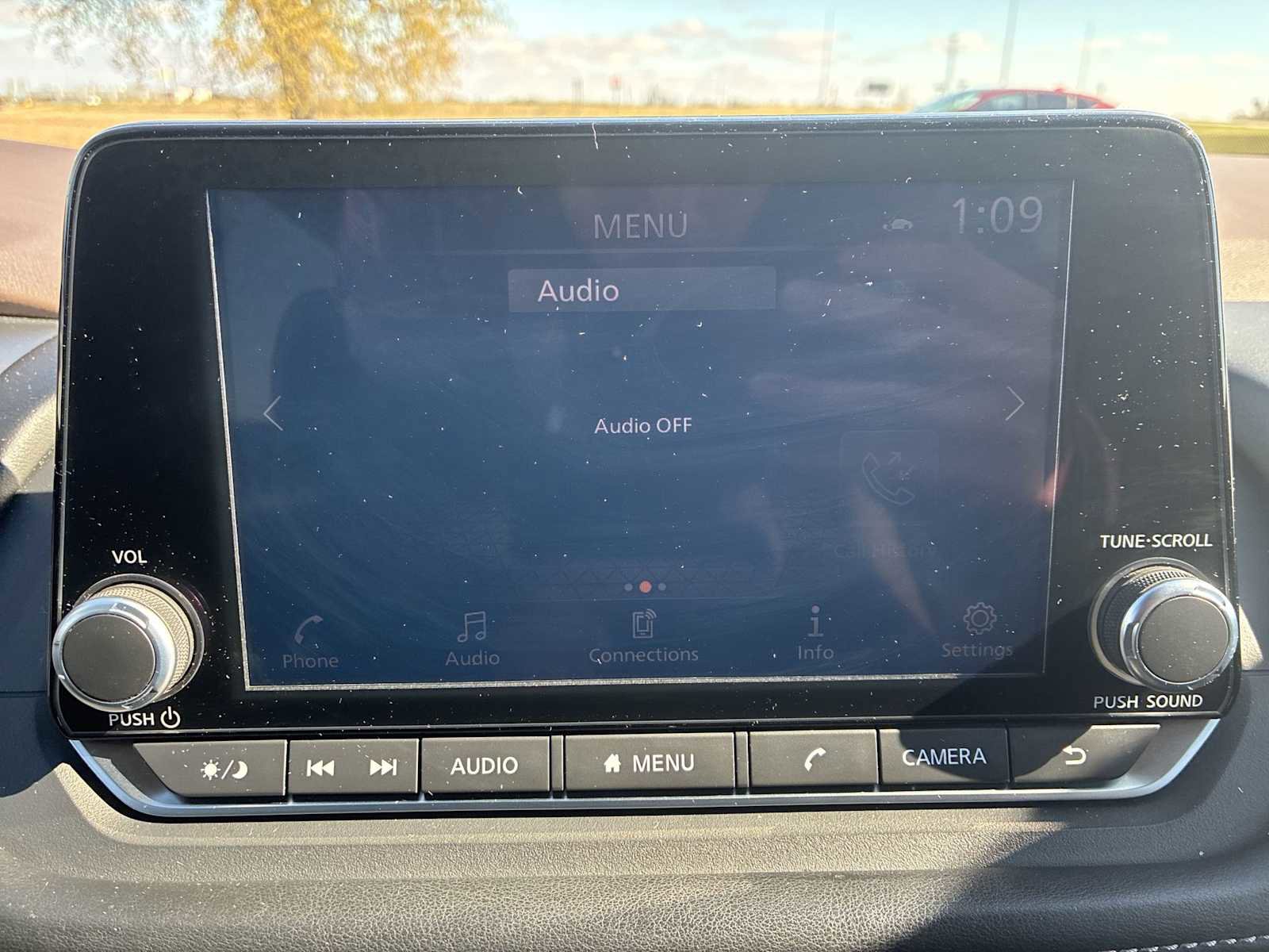 Used 2023 Nissan Rogue SV image 13