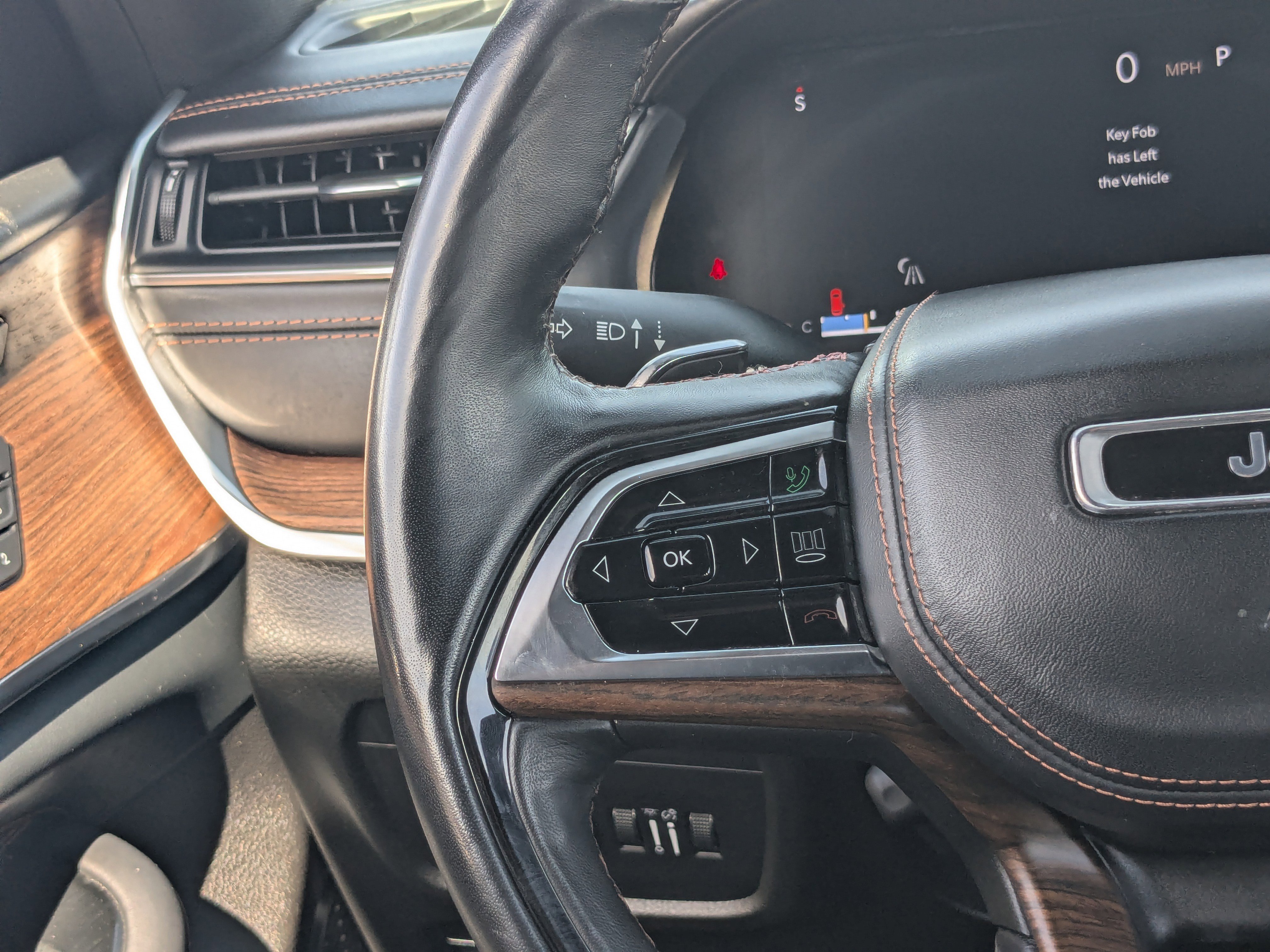 Used 2022 Jeep Grand Cherokee Summit w/ Adv Protech Group IV image 23