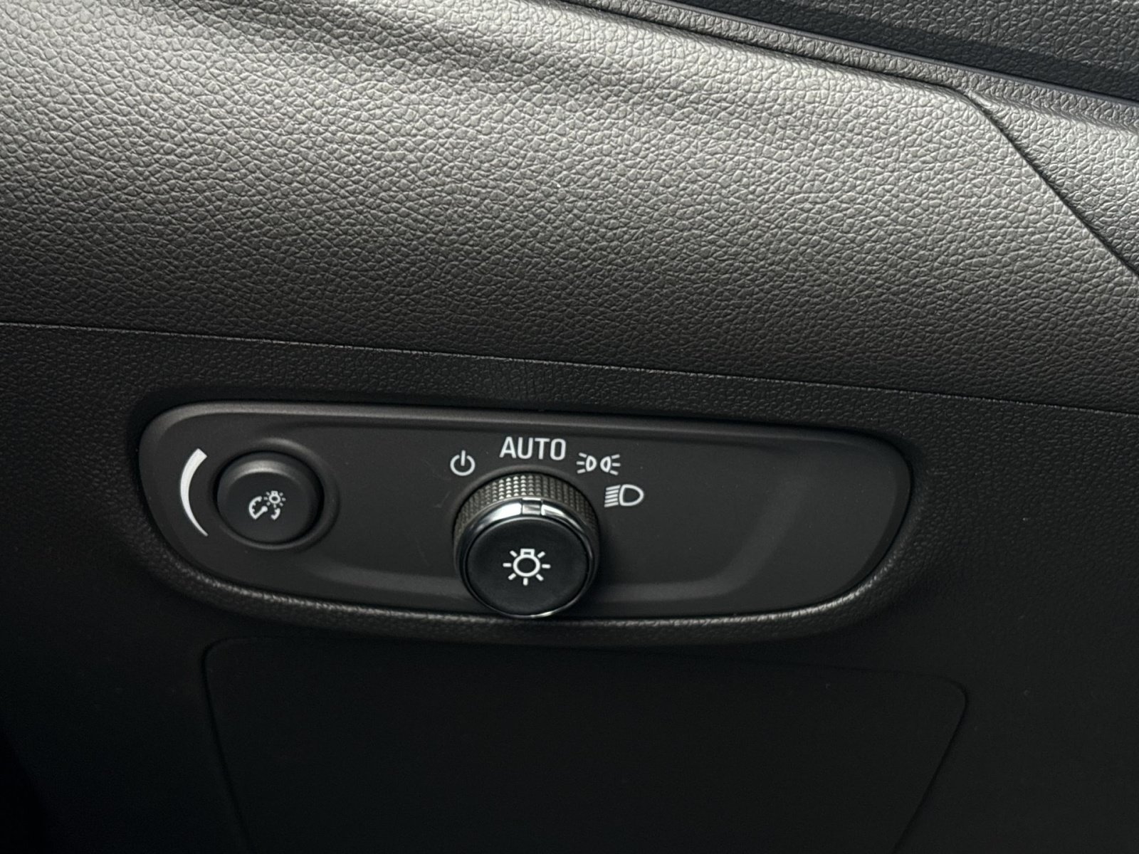 New 2026 Buick Encore GX Preferred FWD image 22
