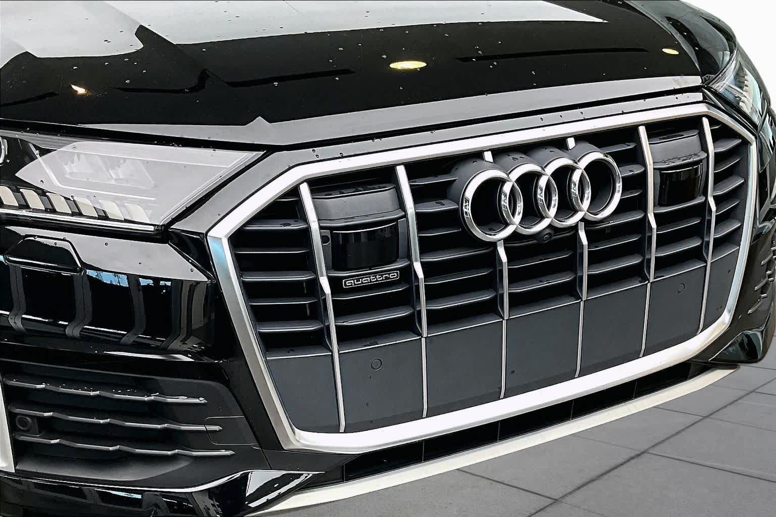 Used 2023 Audi Q7 2.0T Premium Plus w/ Premium Plus Package AWD/4WD image 32