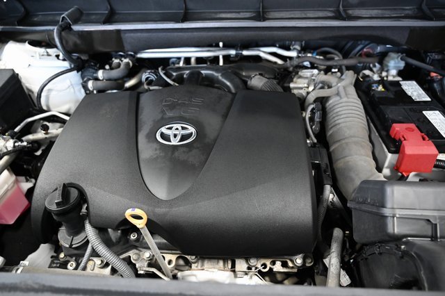 Used 2022 Toyota Highlander Platinum image 36