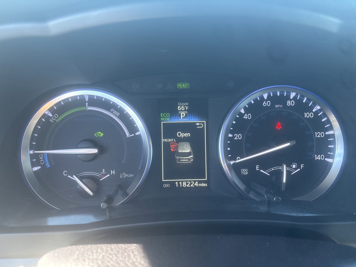 Used 2016 Toyota Highlander Limited Platinum image 14