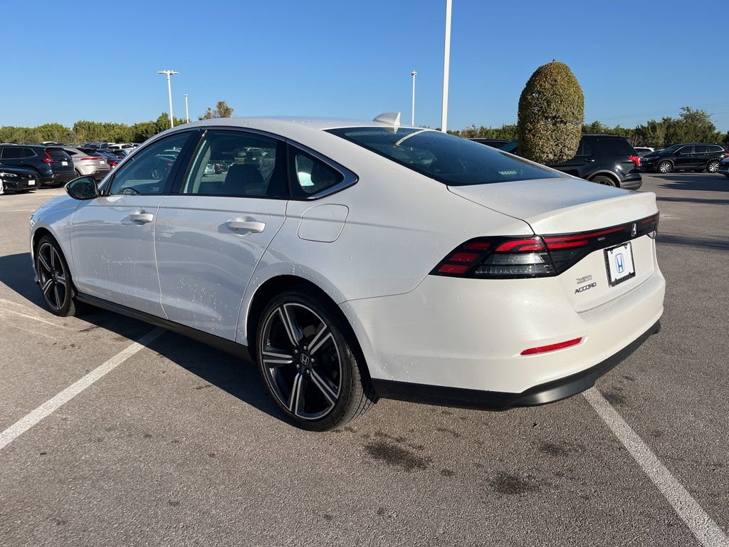 Used 2023 Honda Accord EX image 5