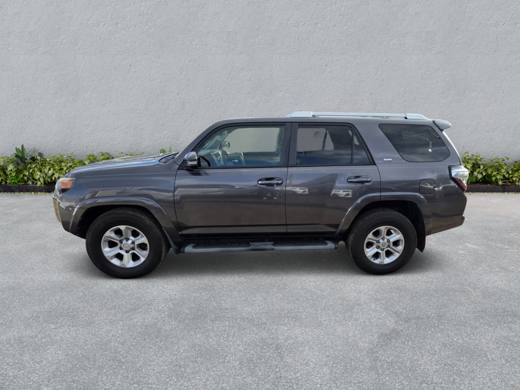 Used 2016 Toyota 4Runner SR5 Premium RWD image 8